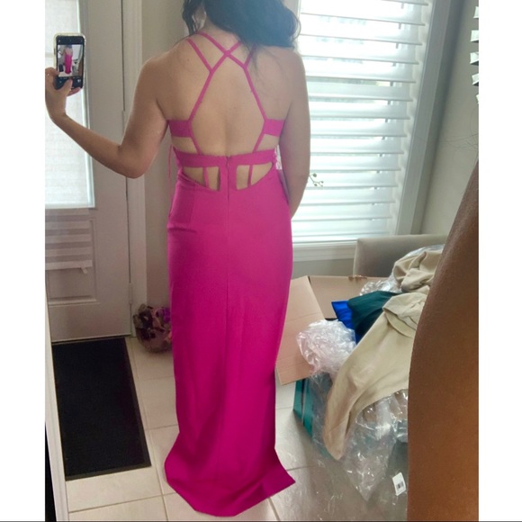 ⚠️SOLD⚠️ Gorgeous (Hot Pink) Aidan Mattox Dress - Picture 3 of 10